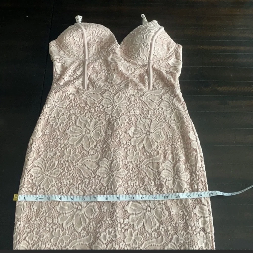 Blossom blush pink midi dress - Picture 10 of 10